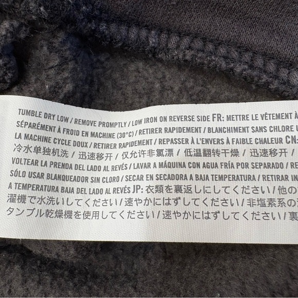 Hollister Bold Print Logo Graphic Hoodie Sweatshirt Black Camo Mens Size M - Picture 8 of 10